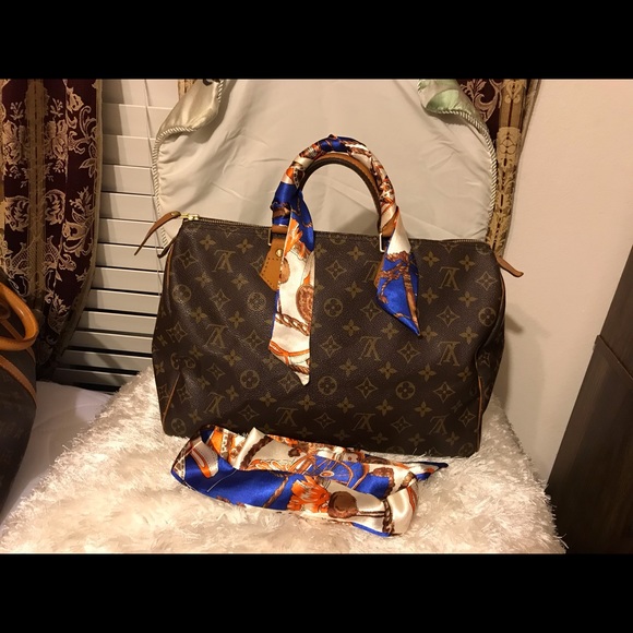 Louis Vuitton Handbags - Louis Vuitton speedy 35